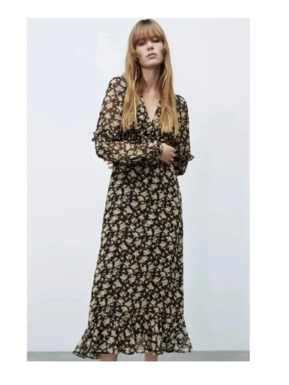 Floral Long Sleeve V-Neck Maxi Dress in Black and Cream
